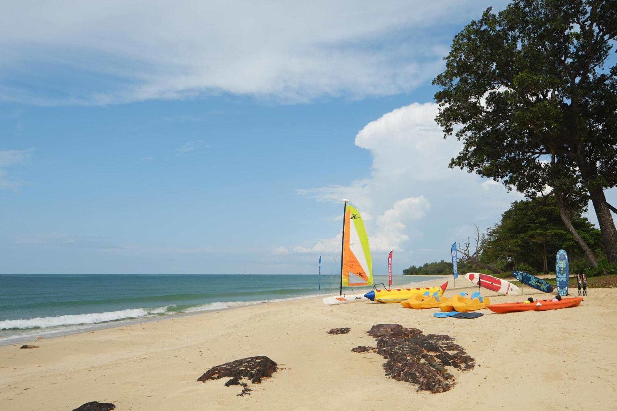 The Westin Desaru Coast Resort Exterior photo Beach at the resort
