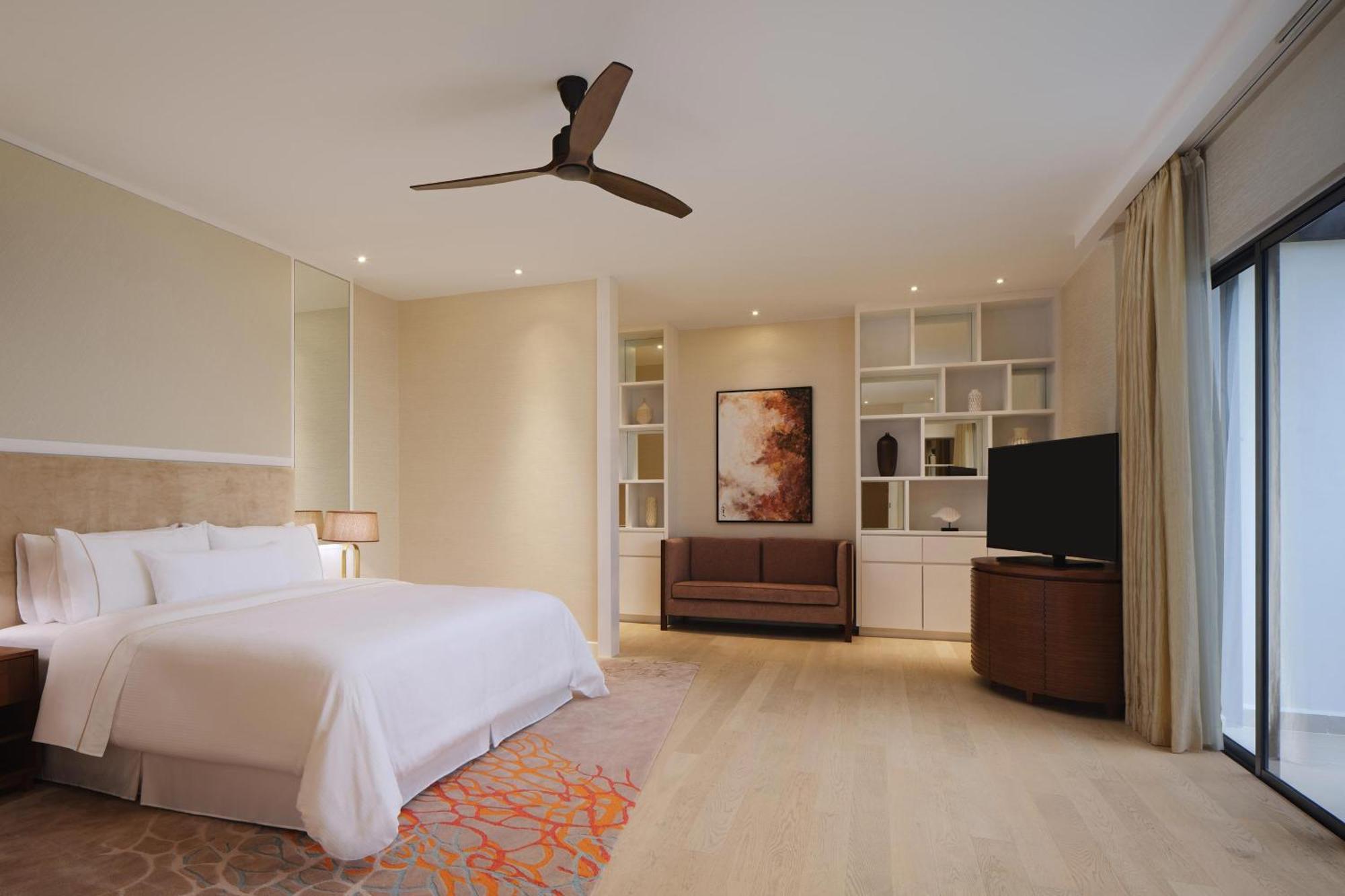 The Westin Desaru Coast Resort Exterior photo A bedroom at the hotel