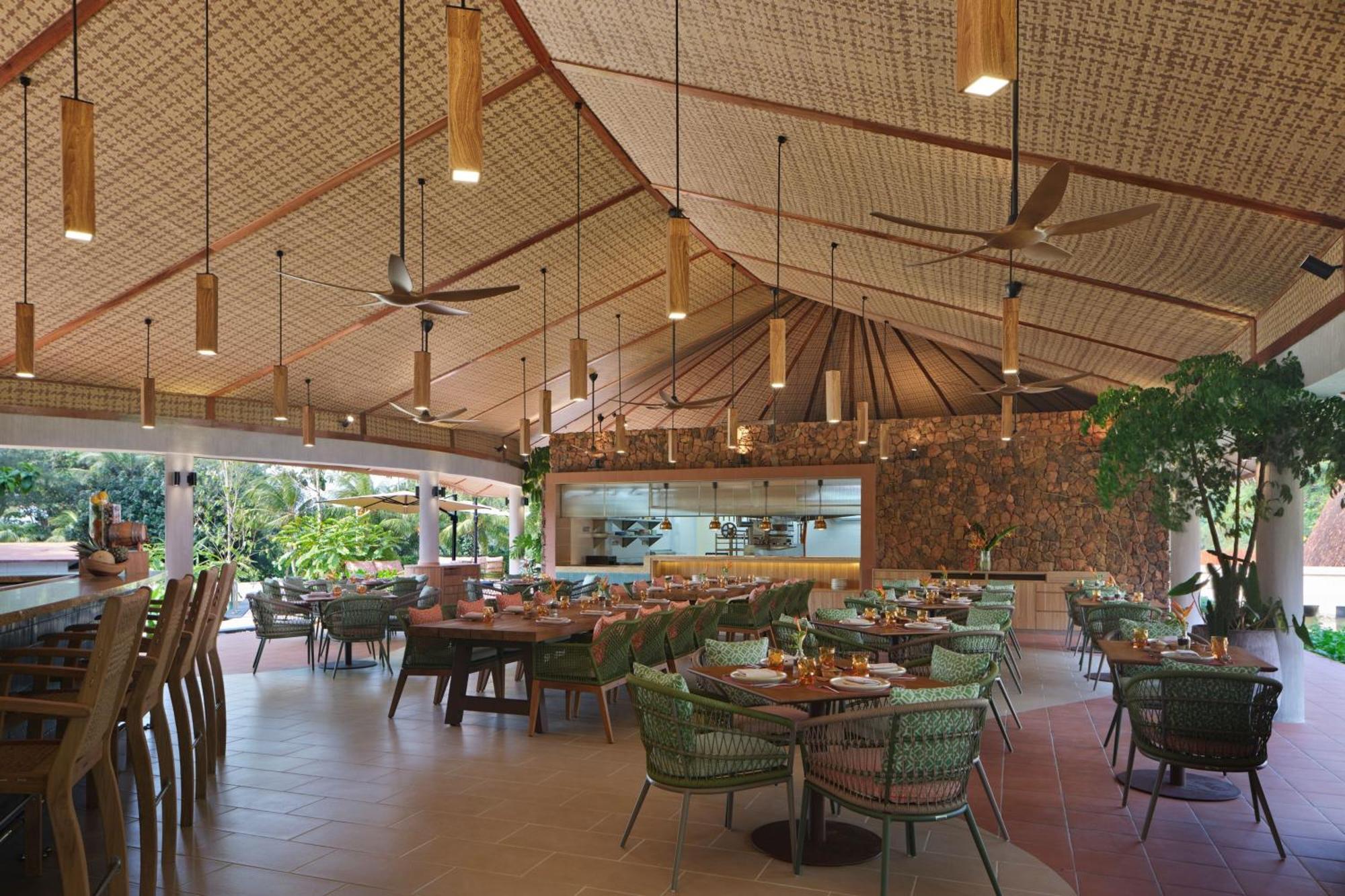 The Westin Desaru Coast Resort Exterior photo The interior of the restaurant