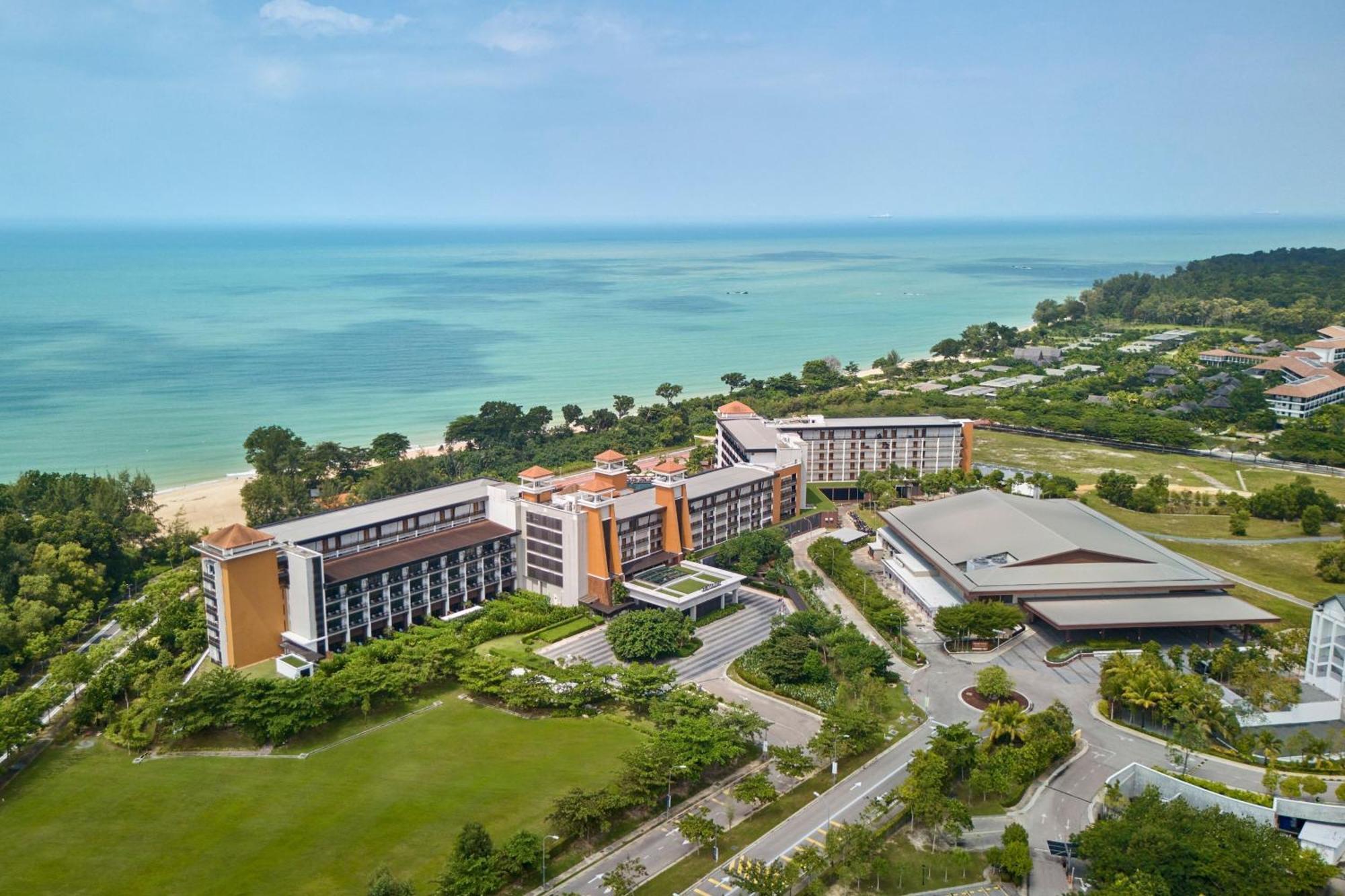 The Westin Desaru Coast Resort Exterior photo The Royal Paradise Hotel and Spa