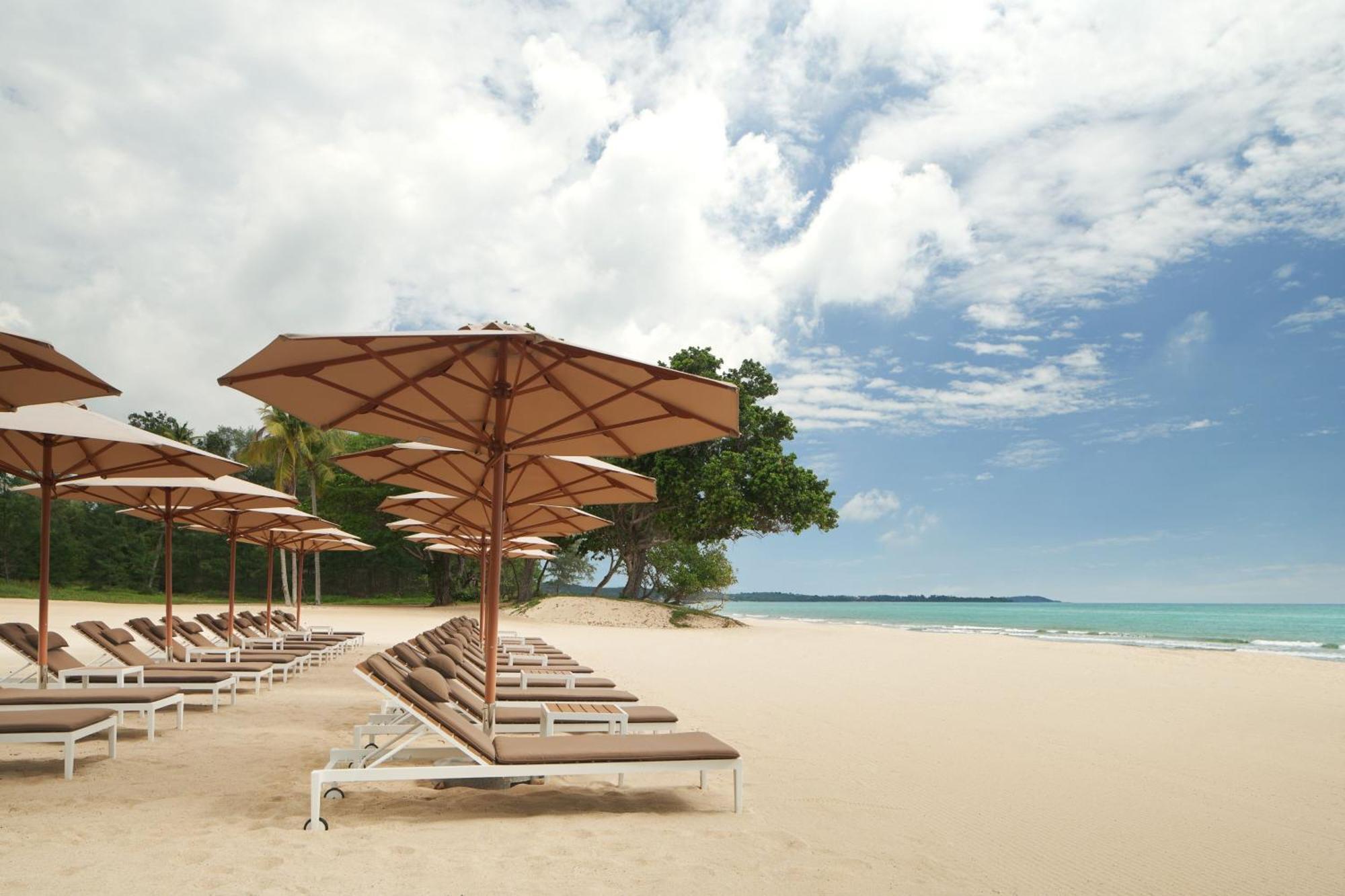 The Westin Desaru Coast Resort Exterior photo Beach at The Oberoi, Kuala Lumpur